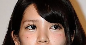坂口杏里の目元