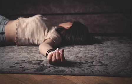 殺害された女性