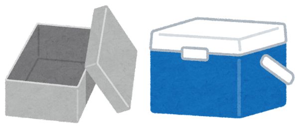 収納箱とクーラーボックス