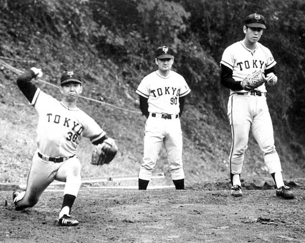 ジャイアンツの主力となる篠塚・西本・角・山倉・中畑といった面々を「地獄の伊東キャンプ」へ参加させ、戦うための覚悟を身に付けさせました。