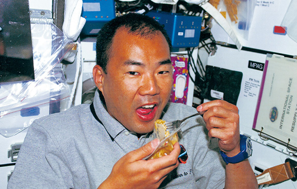 野口宇宙飛行士