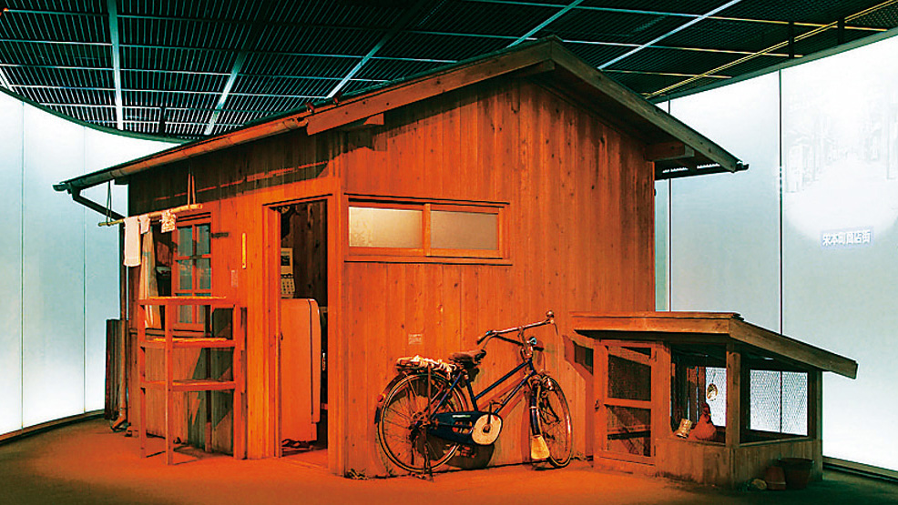 簡素な小屋が研究所