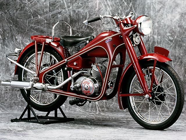 戦後初の国産型二輪車