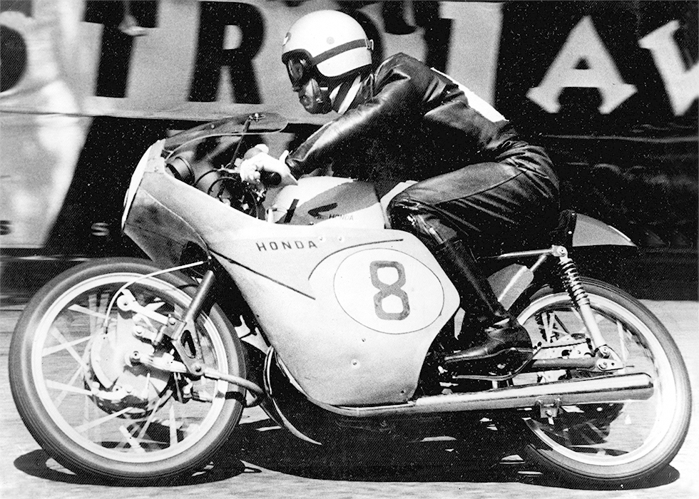 マン島TTレースに出場